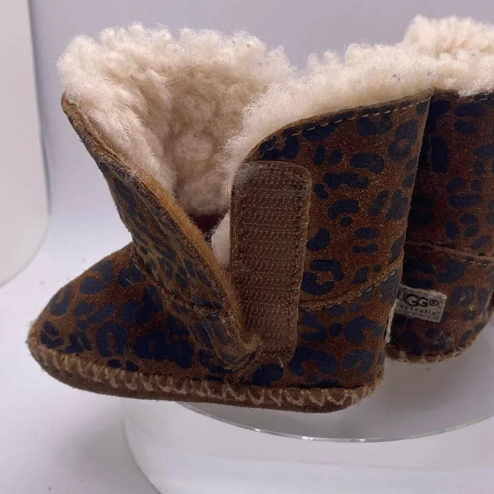 UGG Baby Cassie Leopard Crib Style Size 0/1